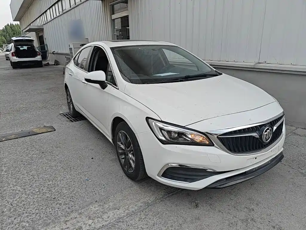 Buick Verano — миниатюра 4