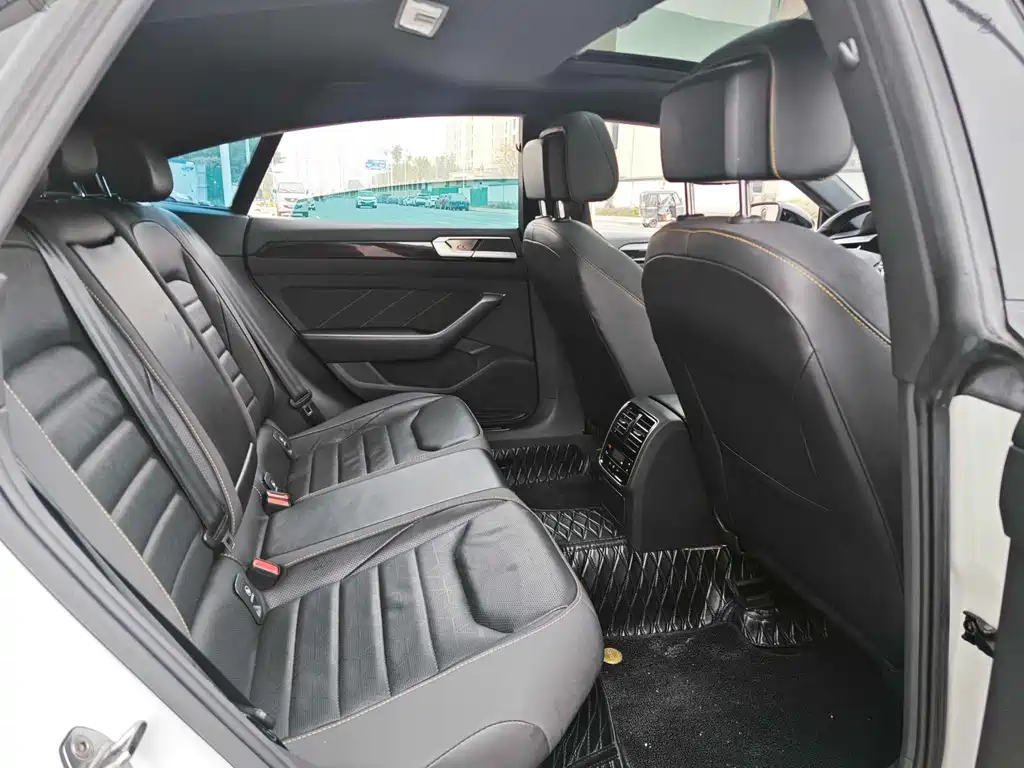 Volkswagen CC — миниатюра 12