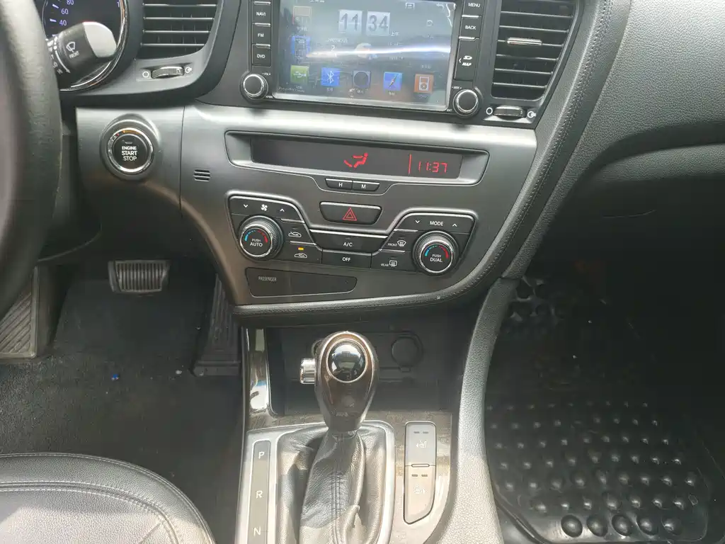 Kia K5 — миниатюра 12