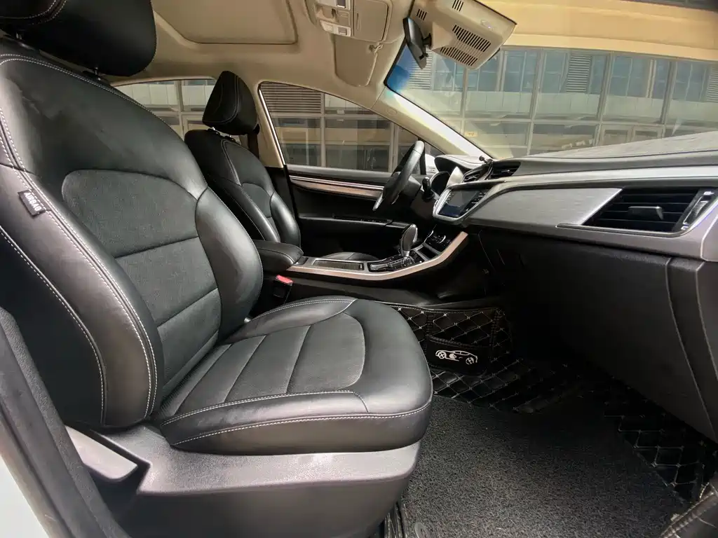 GEELY AUTOMOBILE EMGRAND GS