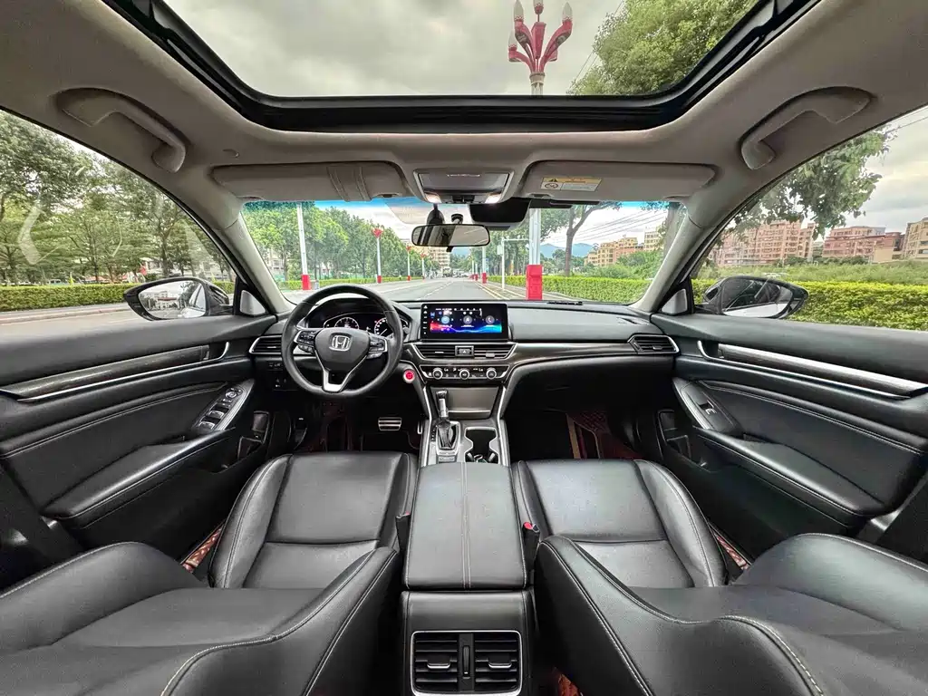 Honda Accord 2022 260TURBO Luxury