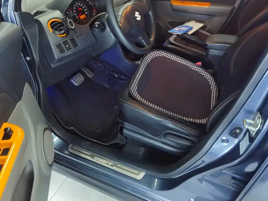 Suzuki Swift — миниатюра 9