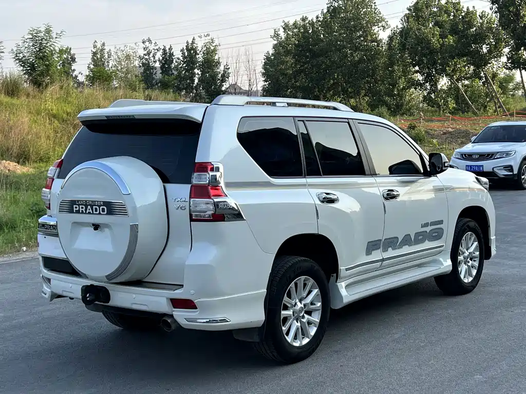 Toyota Prado (Import) — миниатюра 8