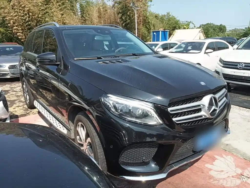 Mercedes-Benz GLE (Import) — миниатюра 4