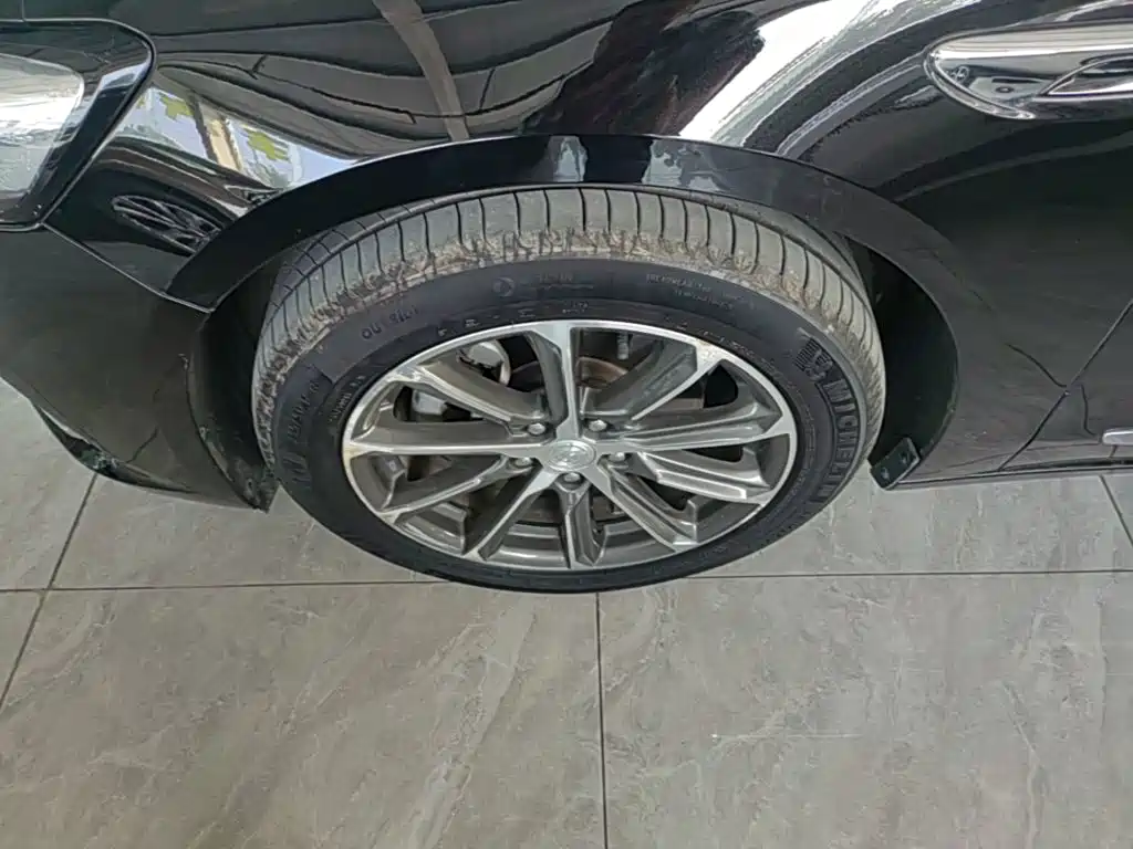Buick LaCrosse — миниатюра 23