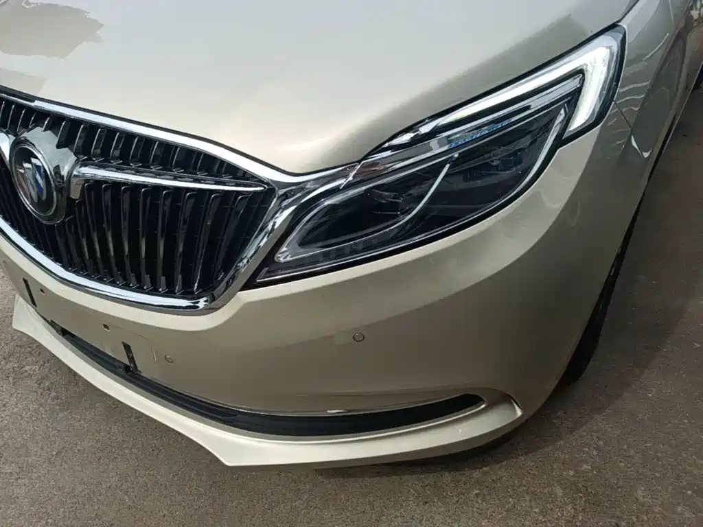 Buick GL8 — миниатюра 24