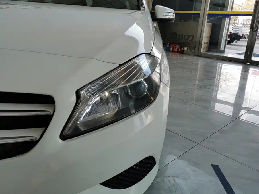 Mercedes-Benz A-Class (Import) — миниатюра 5