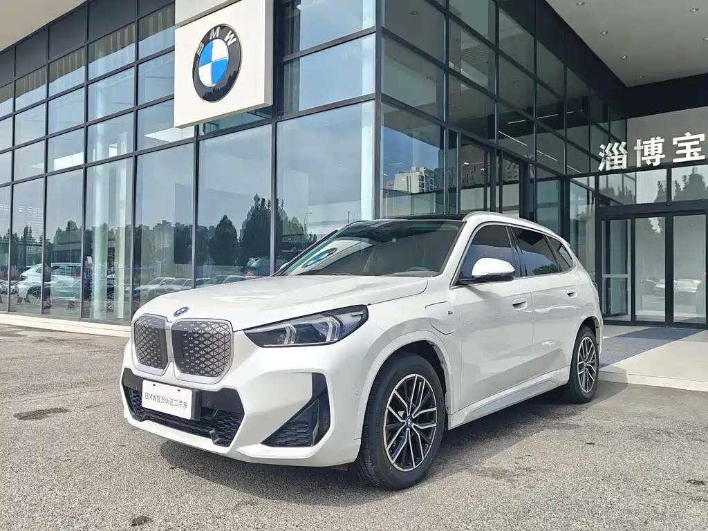 BMW iX1 2023 eDrive25L M Sport