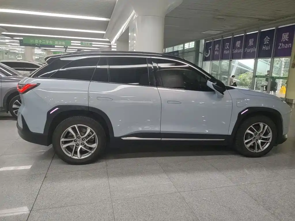 NIO ES6 — миниатюра 26