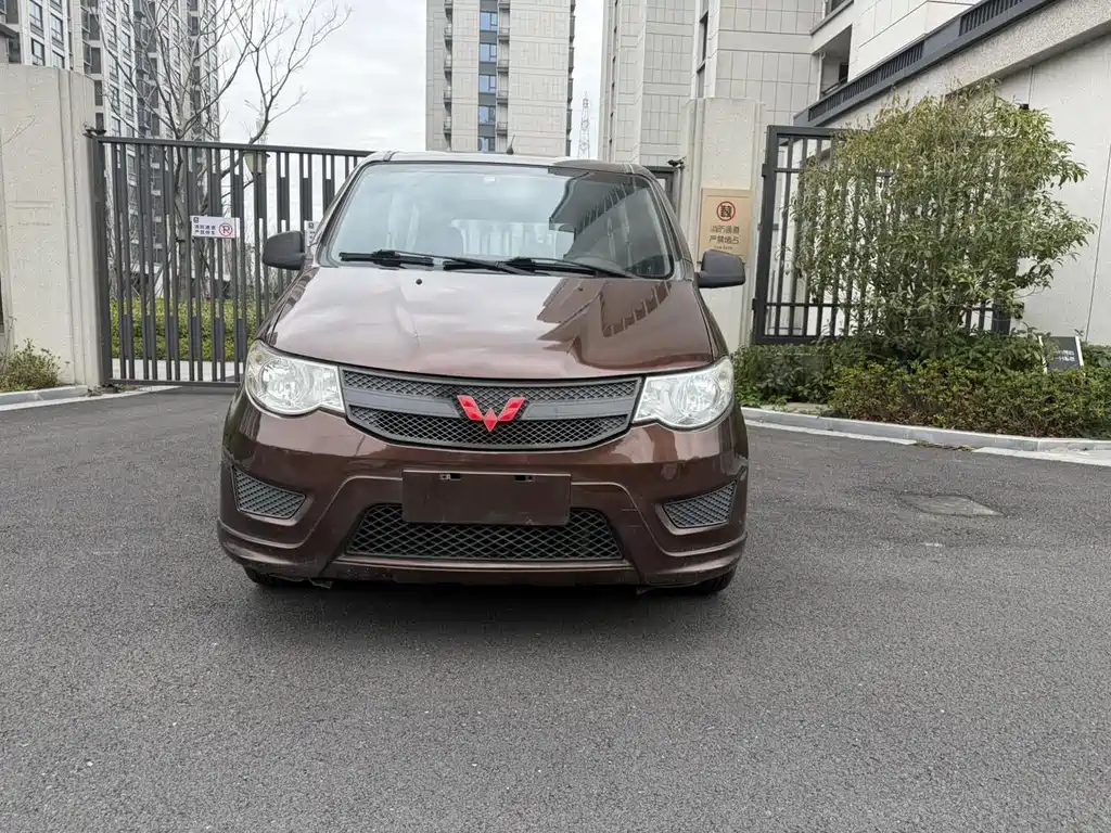 Wuling Hongguang — миниатюра 2