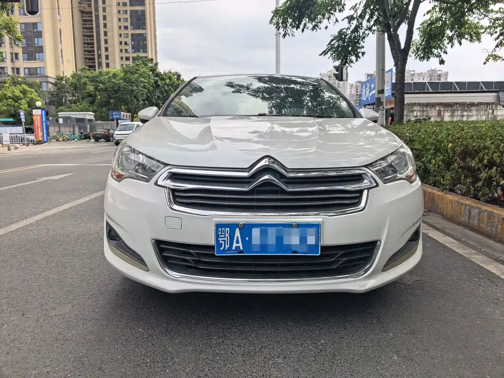 Citroen C4L — миниатюра 2