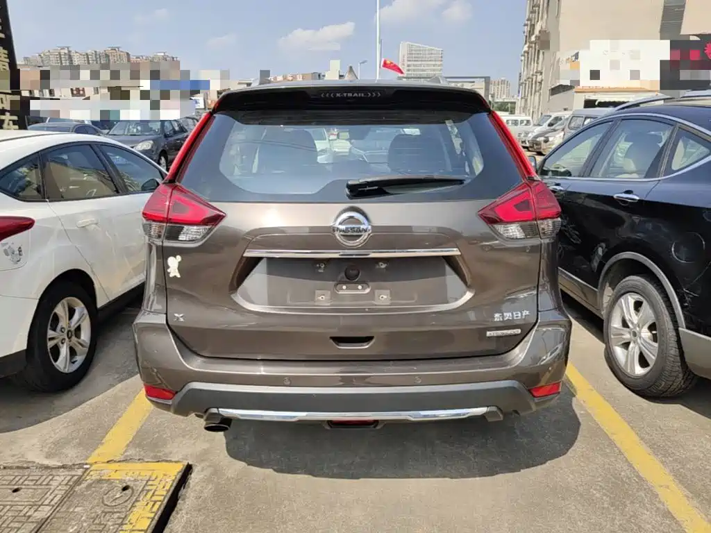 Nissan X-Trail — миниатюра 6