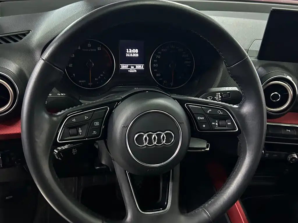 Audi Q2L — миниатюра 13