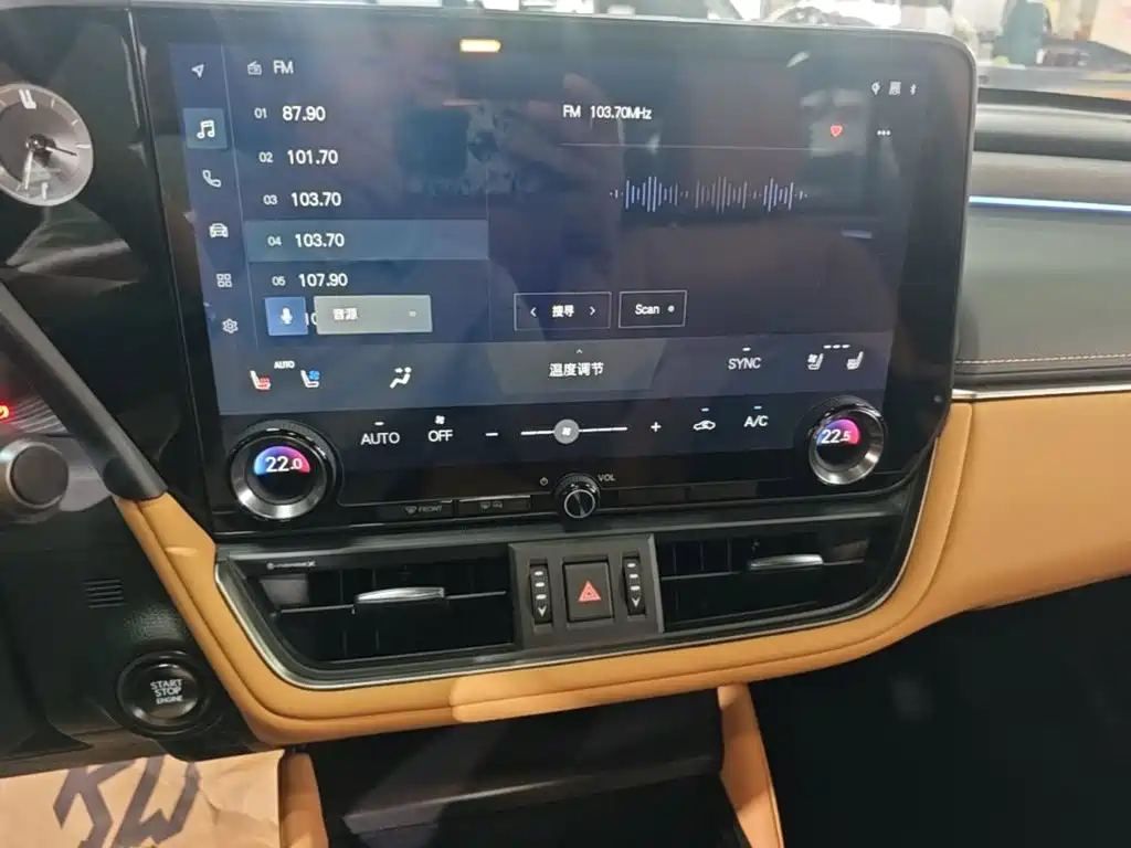 Lexus ES — миниатюра 9