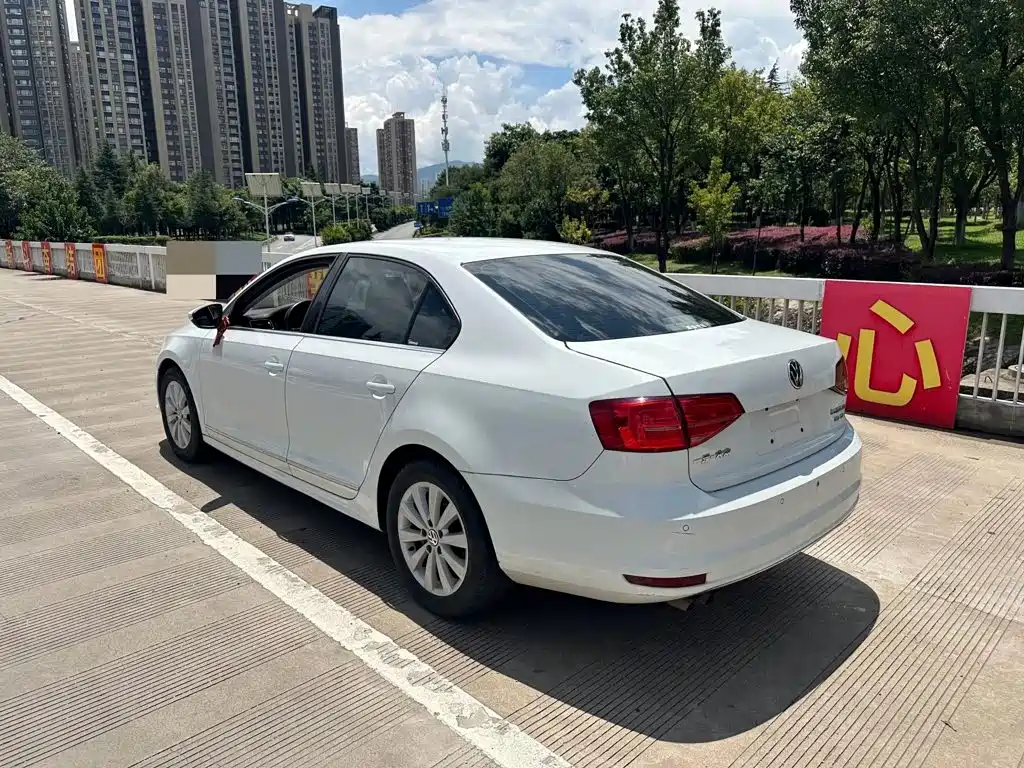 Volkswagen Sagitar — миниатюра 9