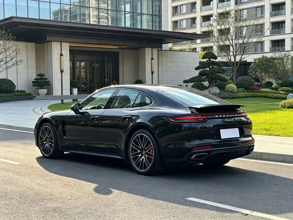 Porsche Panamera — миниатюра 9