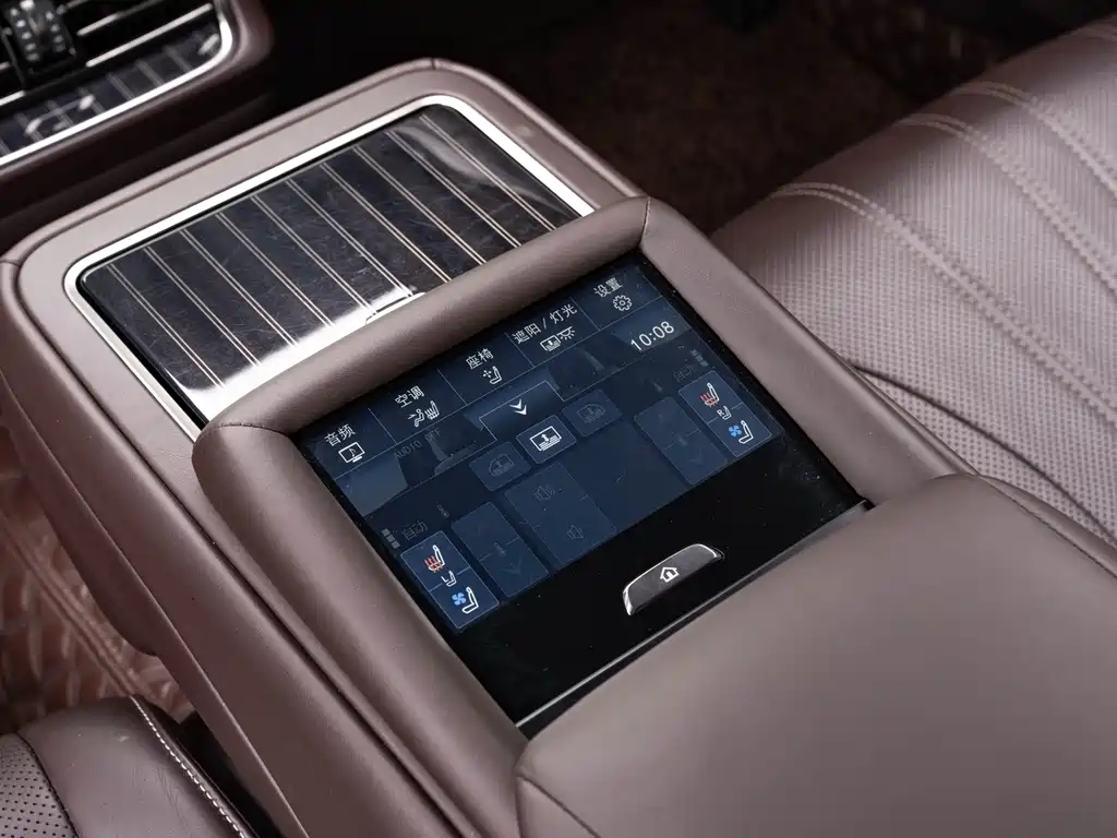 Lexus LS — миниатюра 19