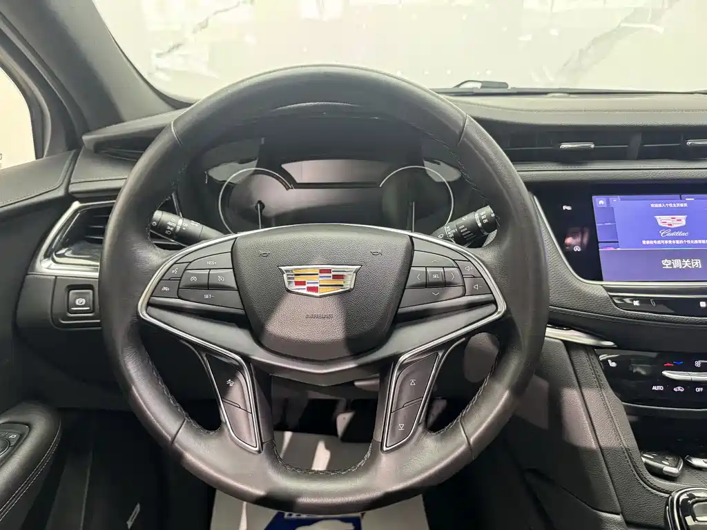 Cadillac XT5 — миниатюра 13