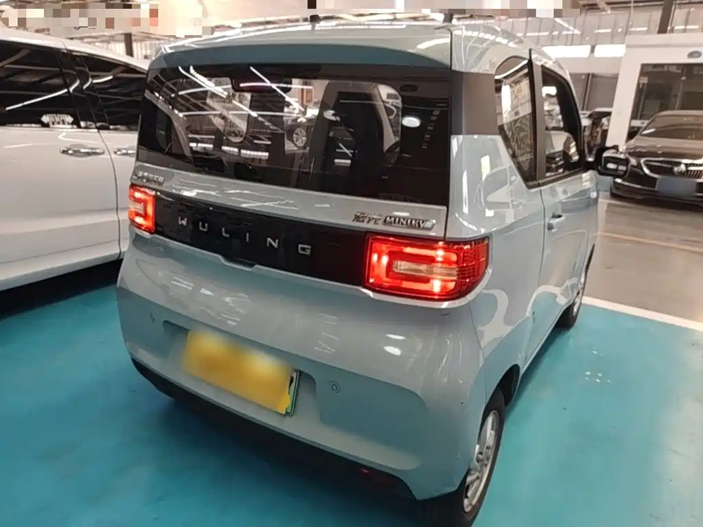 Wuling MINIEV — миниатюра 7