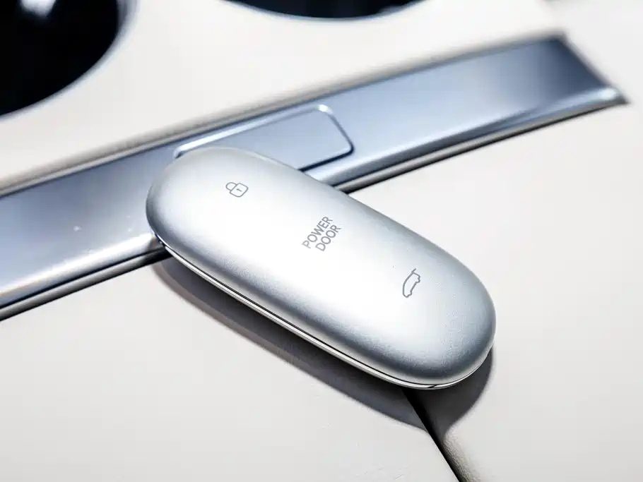 Li Auto Li MEGA — миниатюра 35