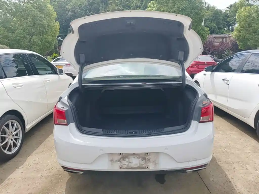 Buick Verano — миниатюра 19