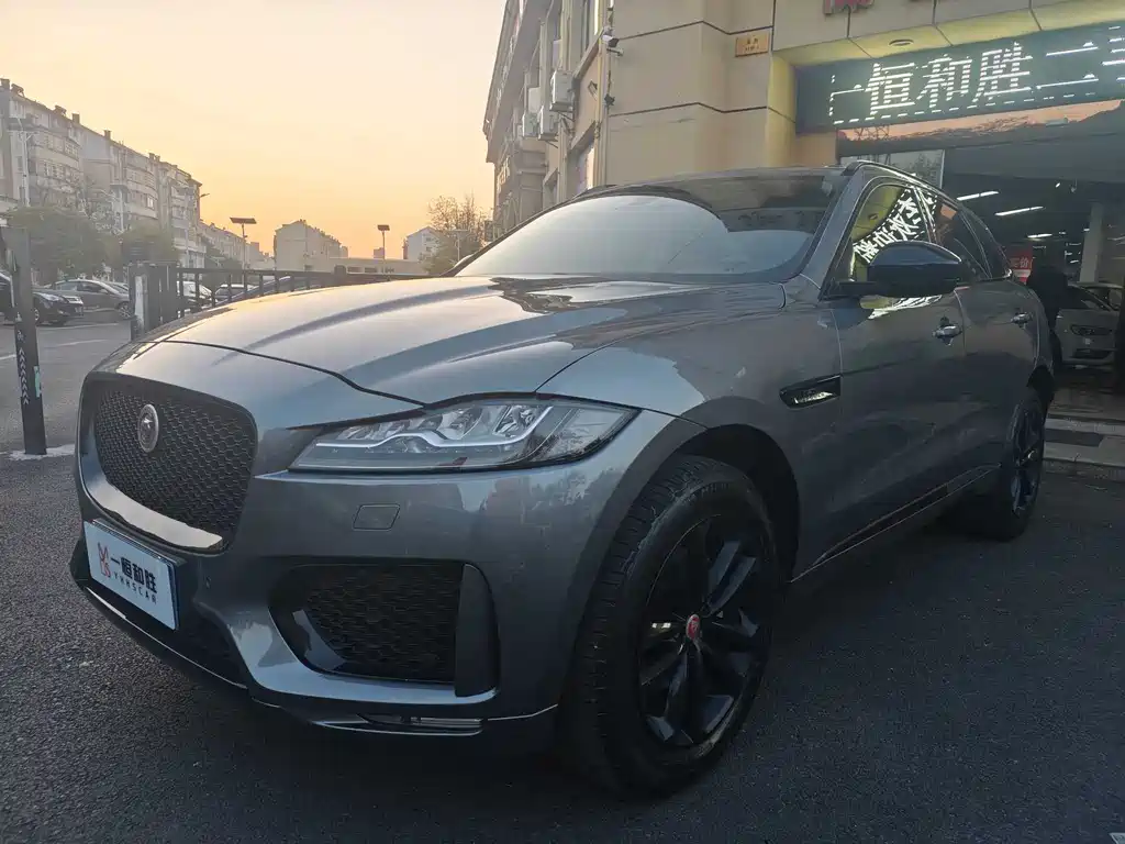 JAGUAR F PACE