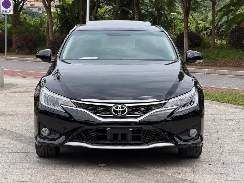 Toyota Reiz 2013 2.5V