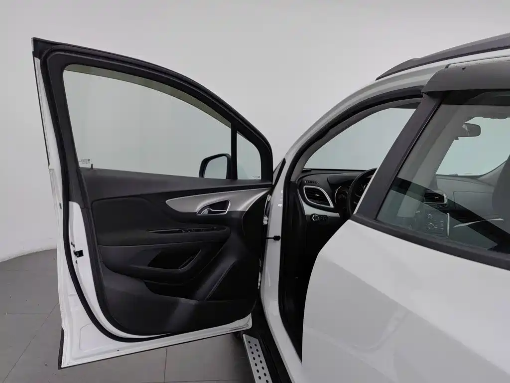 Buick Encore — миниатюра 8