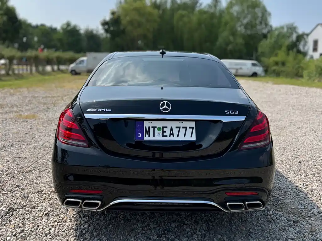 Mercedes-Benz S-Class — миниатюра 12