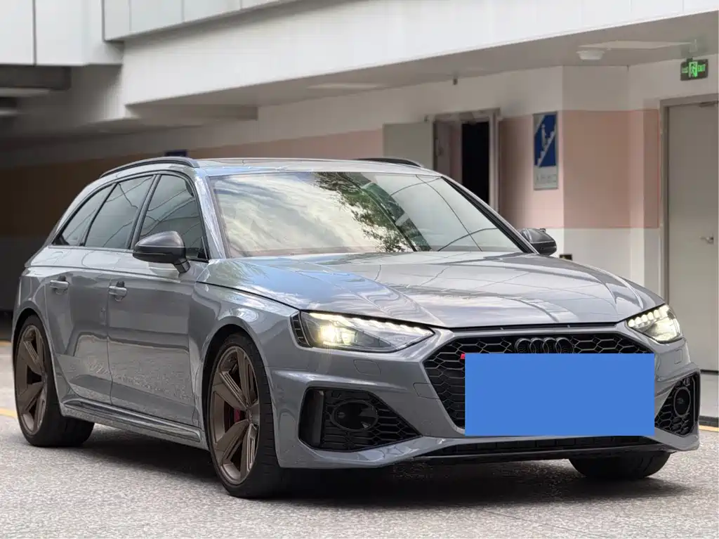 Audi RS 4 — миниатюра 3