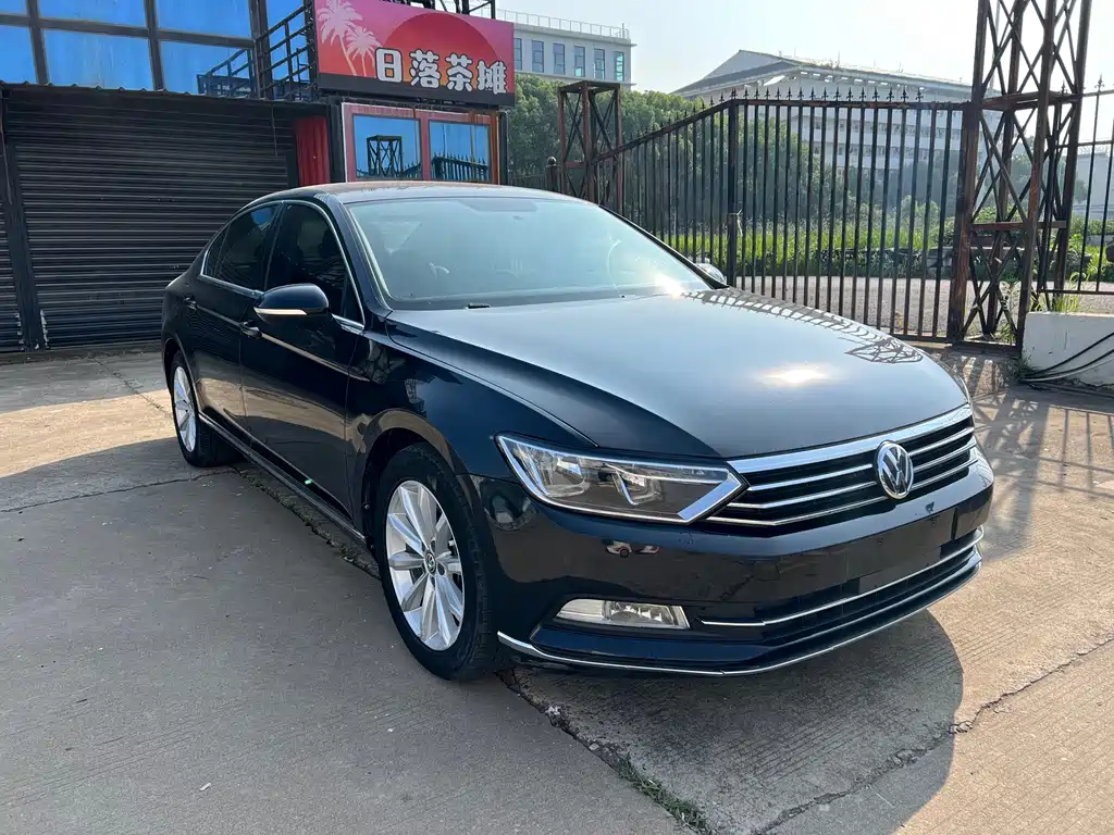 Volkswagen Magotan 2018 330TSI DSG Lead