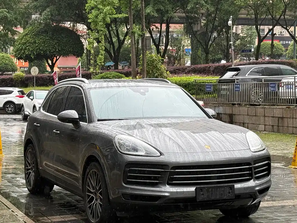 Porsche Cayenne 2019 Cayenne 3.0T