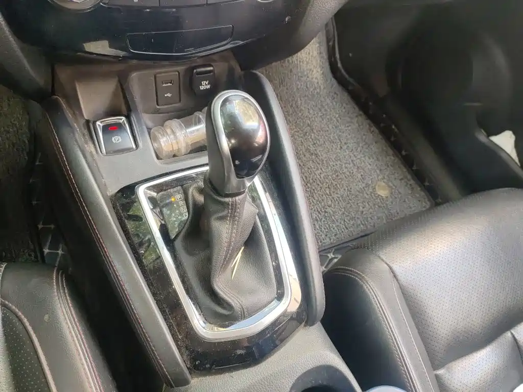 Nissan Qashqai — миниатюра 15