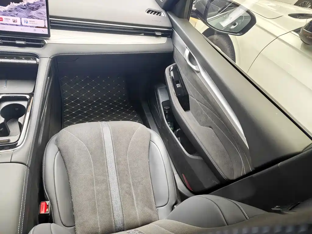 Geely Xingrui — миниатюра 11