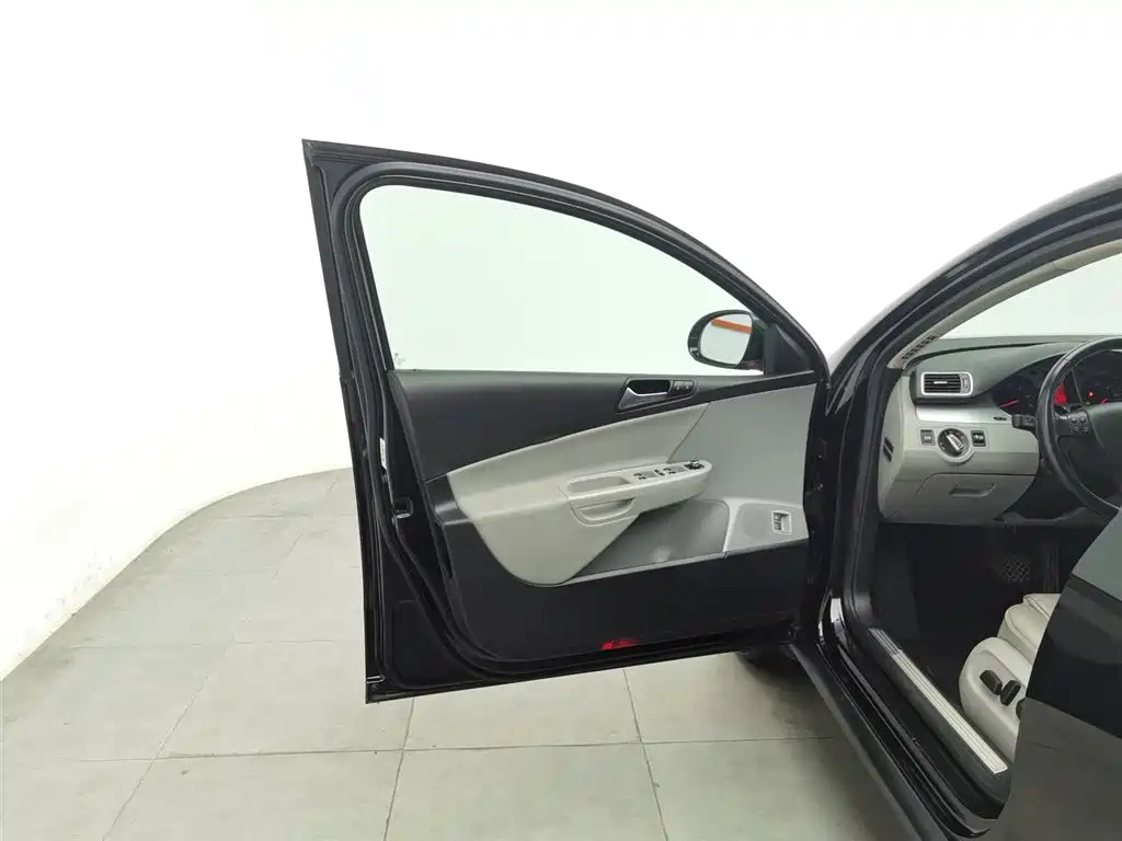 Volkswagen Magotan 2011 1.8TSI DSG Comfort