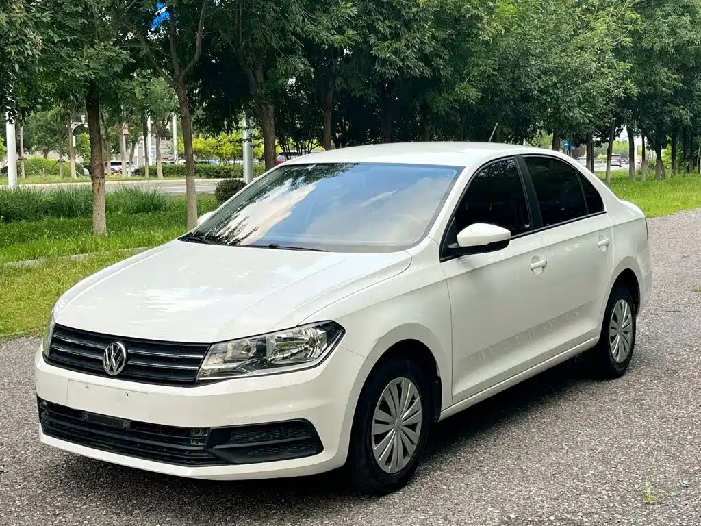 2019 Volkswagen Santana - zdjęcie 1 z 7
