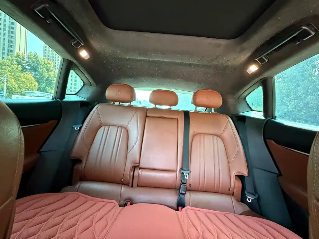 Maserati Levante — миниатюра 13