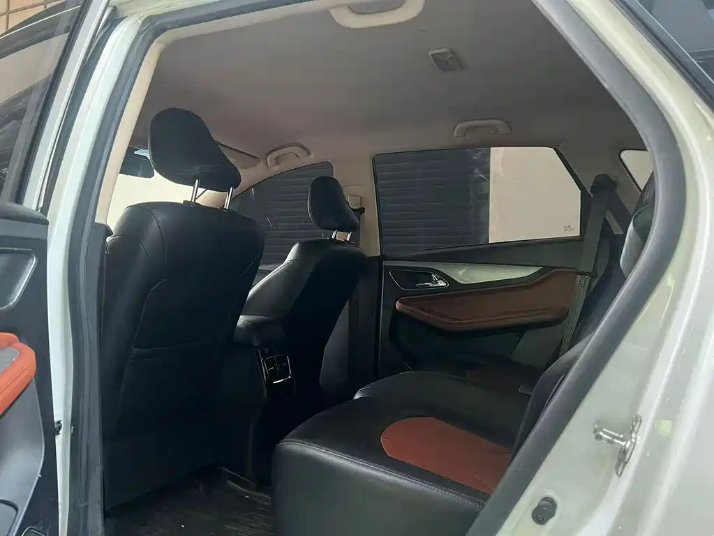 Baojun 560 — миниатюра 7