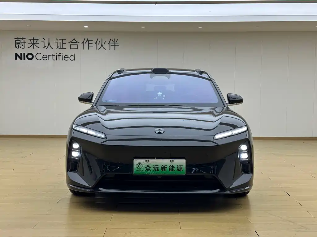 NIO ET5T — миниатюра 2