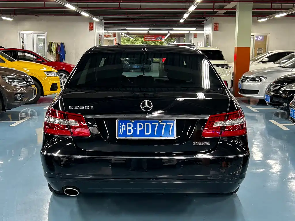 Mercedes-Benz E-Class — миниатюра 4