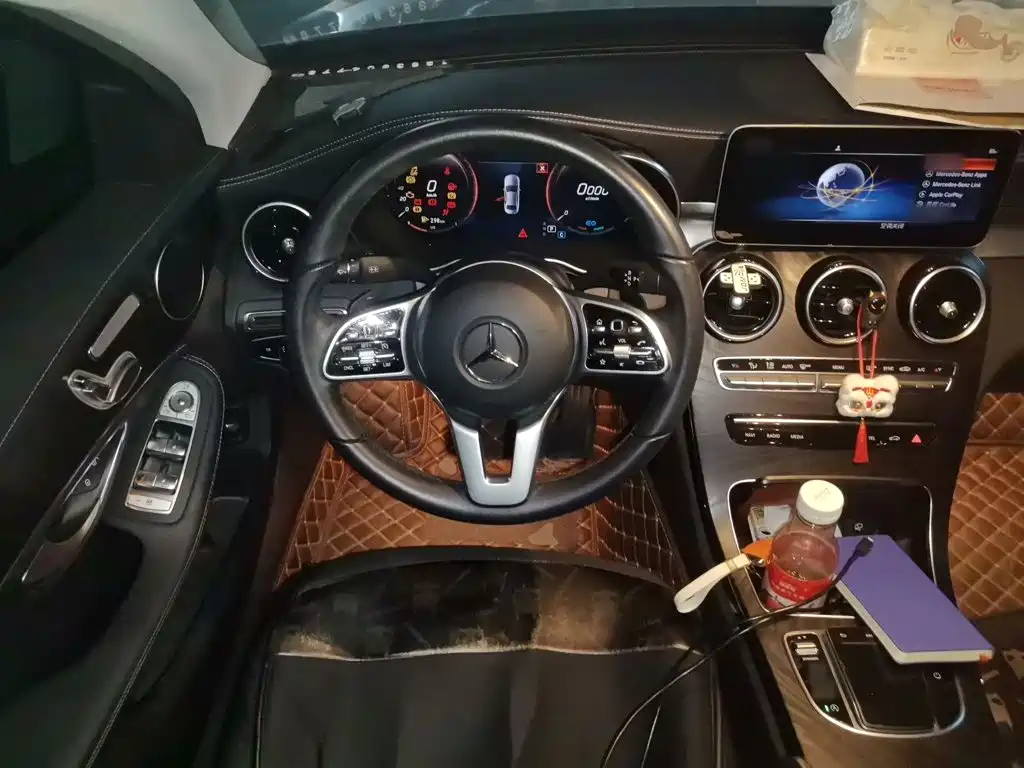 Mercedes-Benz C-Class — миниатюра 11