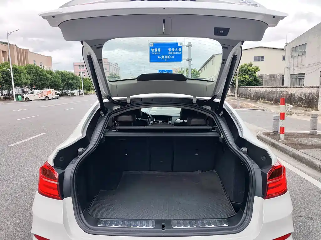 BMW X4 — миниатюра 15