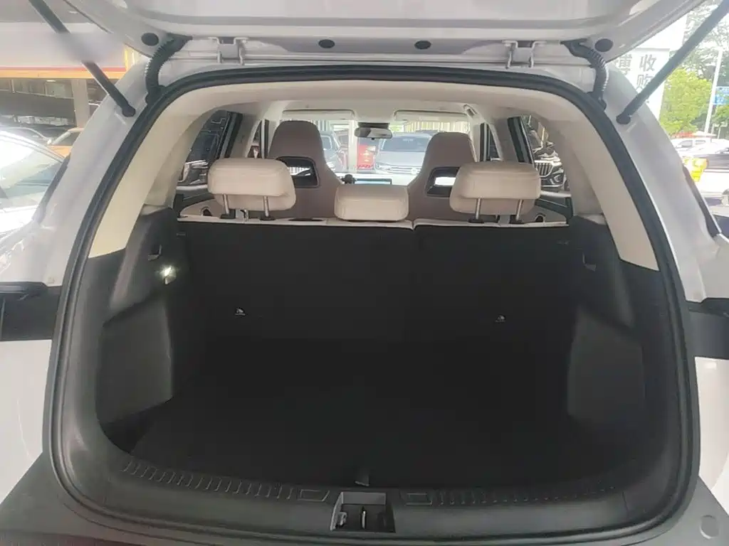 BYD Yuan UP — миниатюра 19
