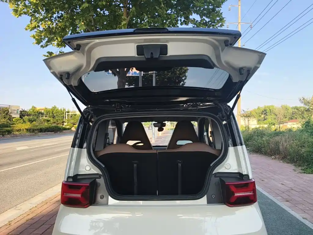 Wuling MINIEV — миниатюра 19