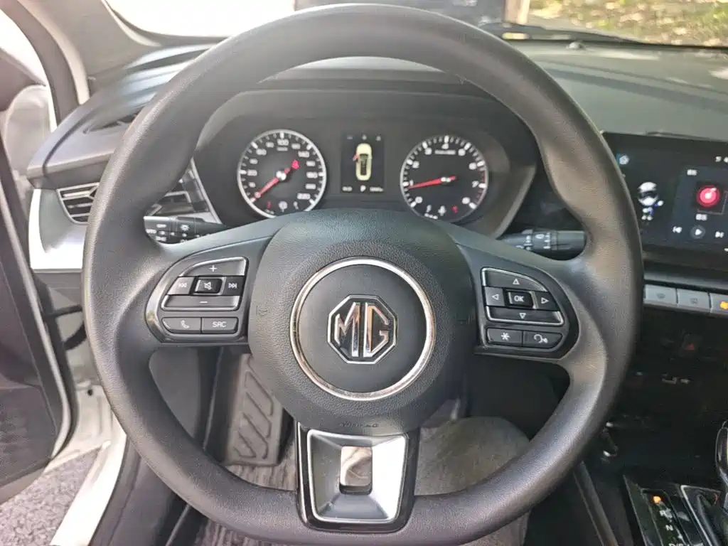 MG MG5 — миниатюра 11