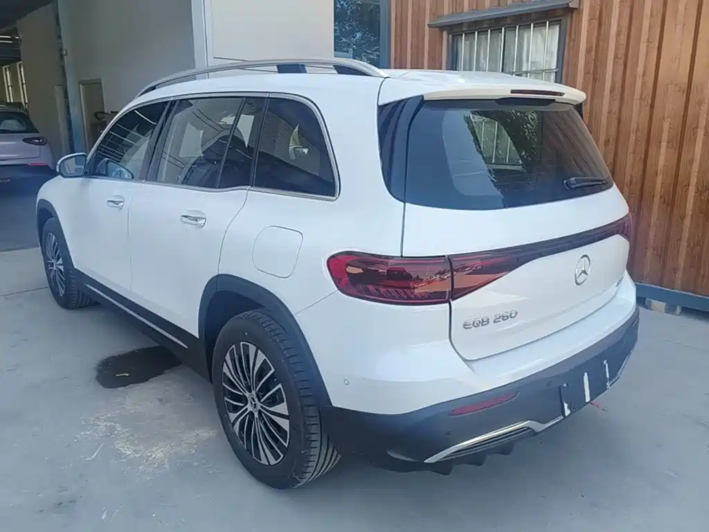 Mercedes-Benz EQB — миниатюра 5