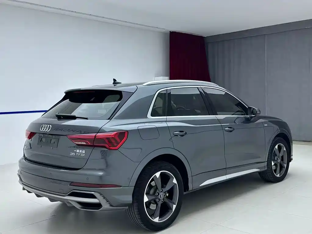 Audi Q3 2022 35 TFSI Fashion