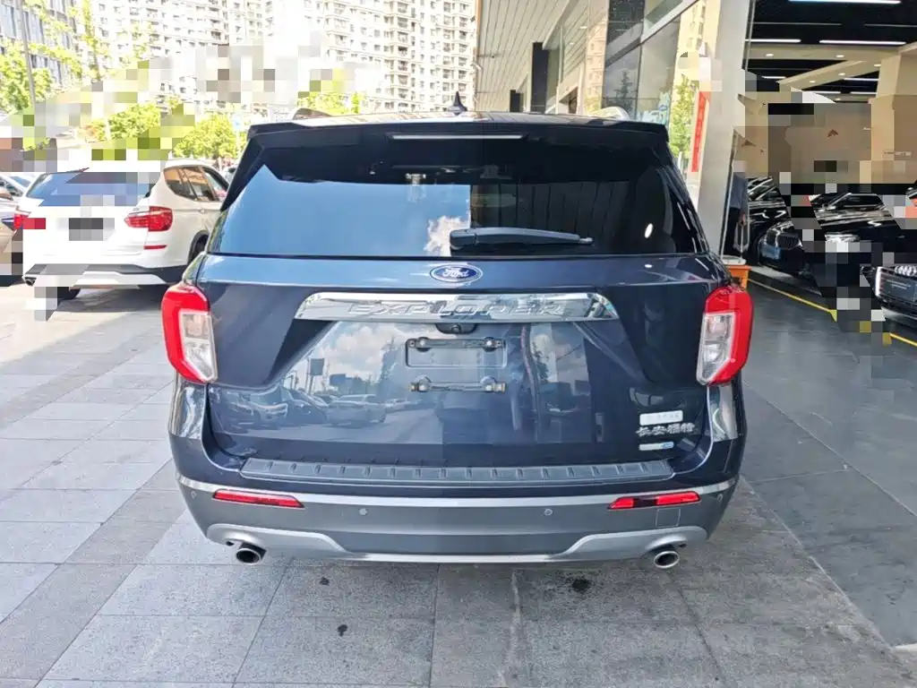 Ford Explorer — миниатюра 6