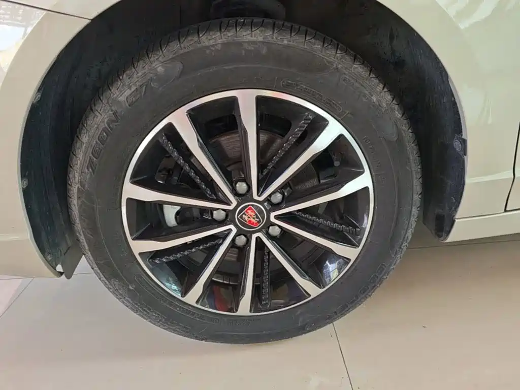 Roewe i5 — миниатюра 23