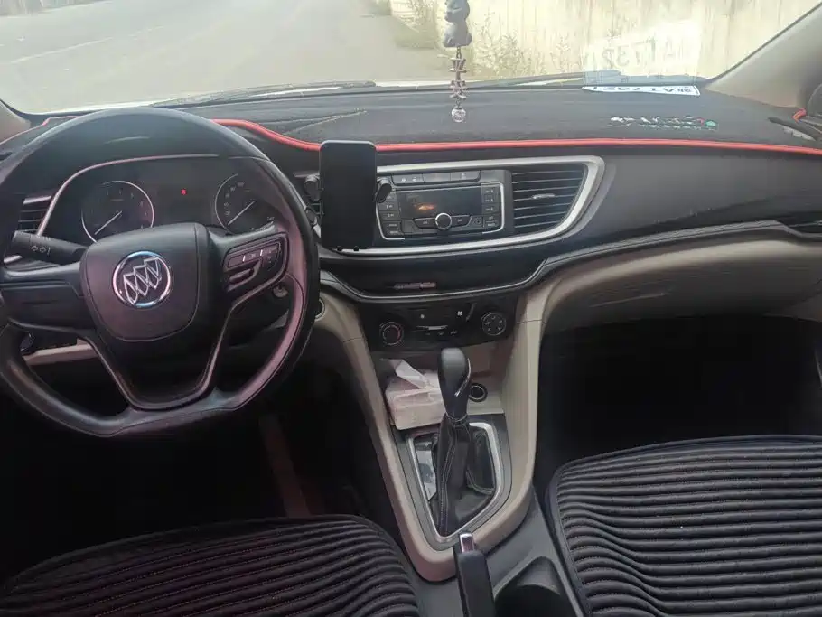 Buick Excelle — миниатюра 12